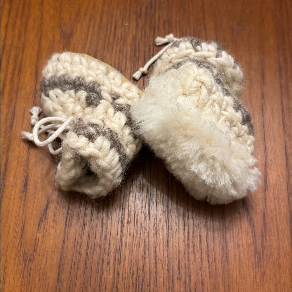 Crochet wool & Suede natural Baby Booties